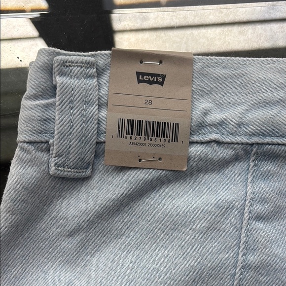 NWT Levi’s Mini High Waist jeans skirt Light Blue Denim size 28 - Picture 8 of 13
